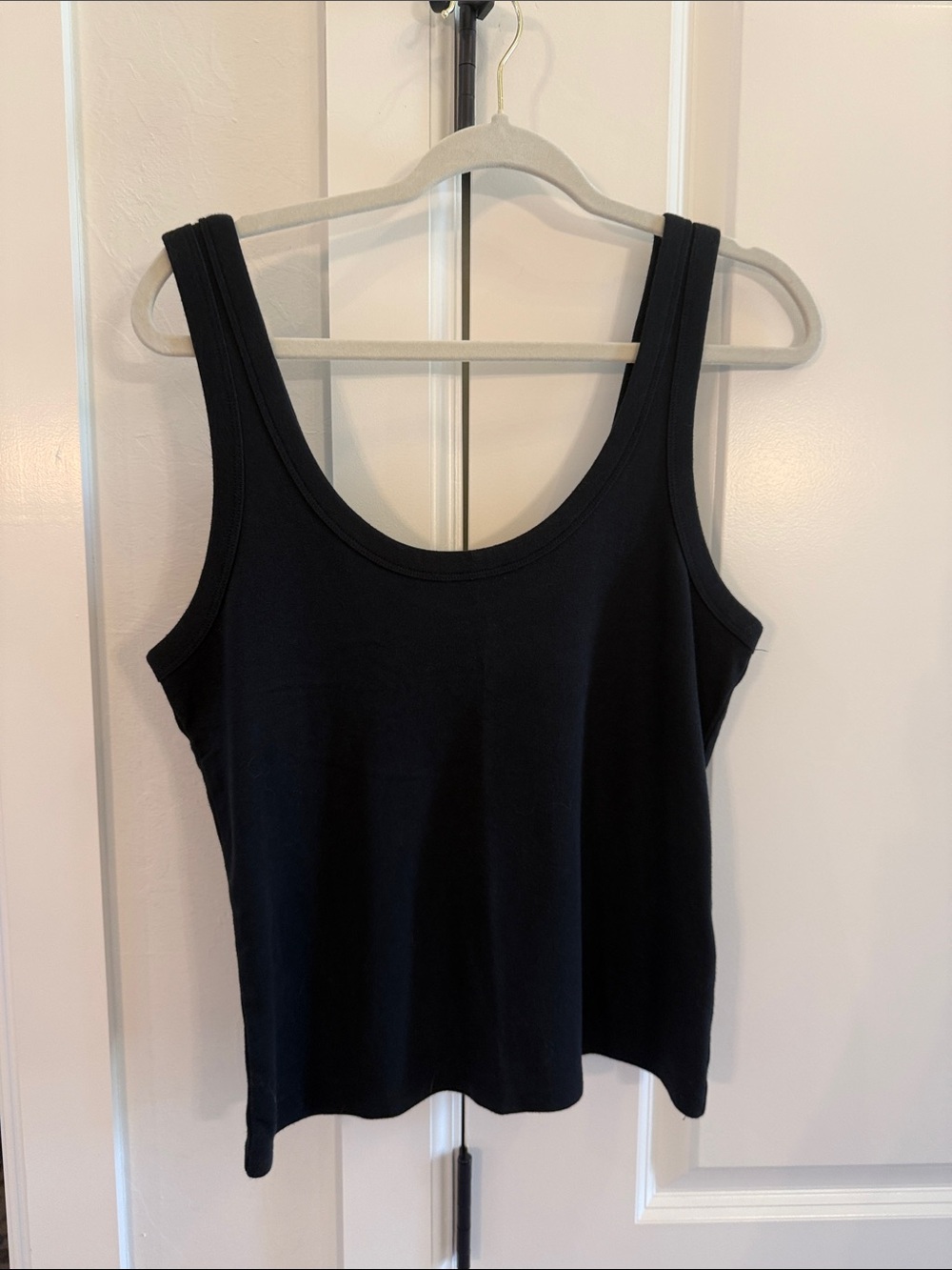 Abercrombie & Fitch Black Scoop Neck Tank Top